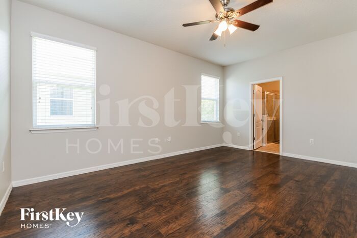Building Photo - 1746 Sereno Dr