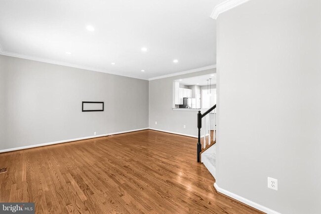 Building Photo - 5011 Waple Ln