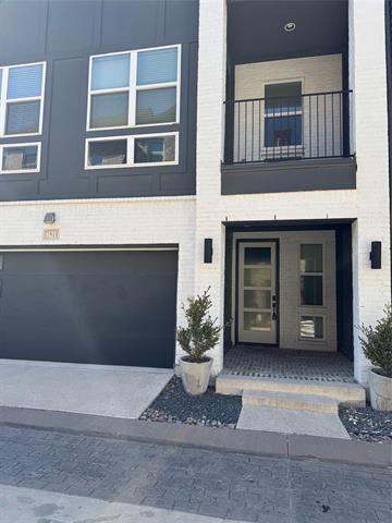 Building Photo - 2511 Carolwood Ln