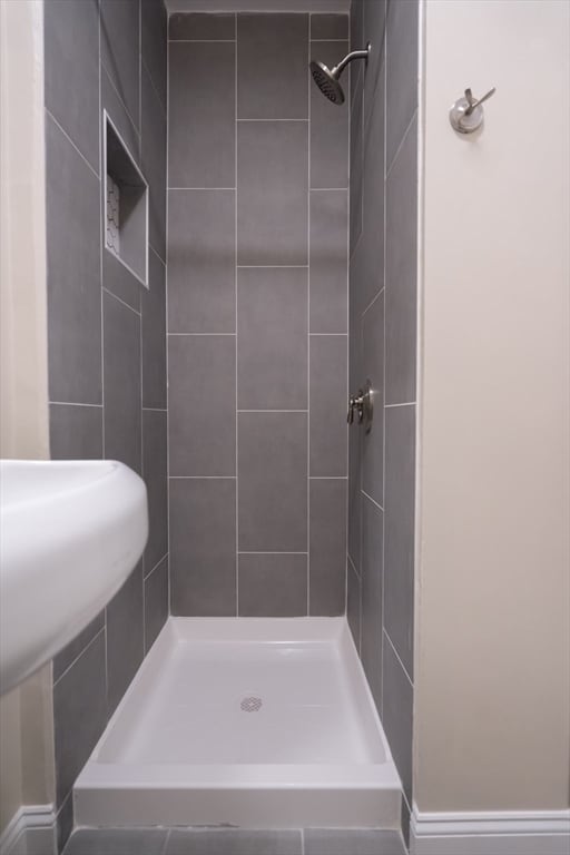 Building Photo - 293 Fayette St