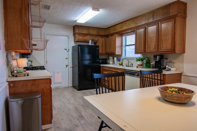 Building Photo - 4515 39th St