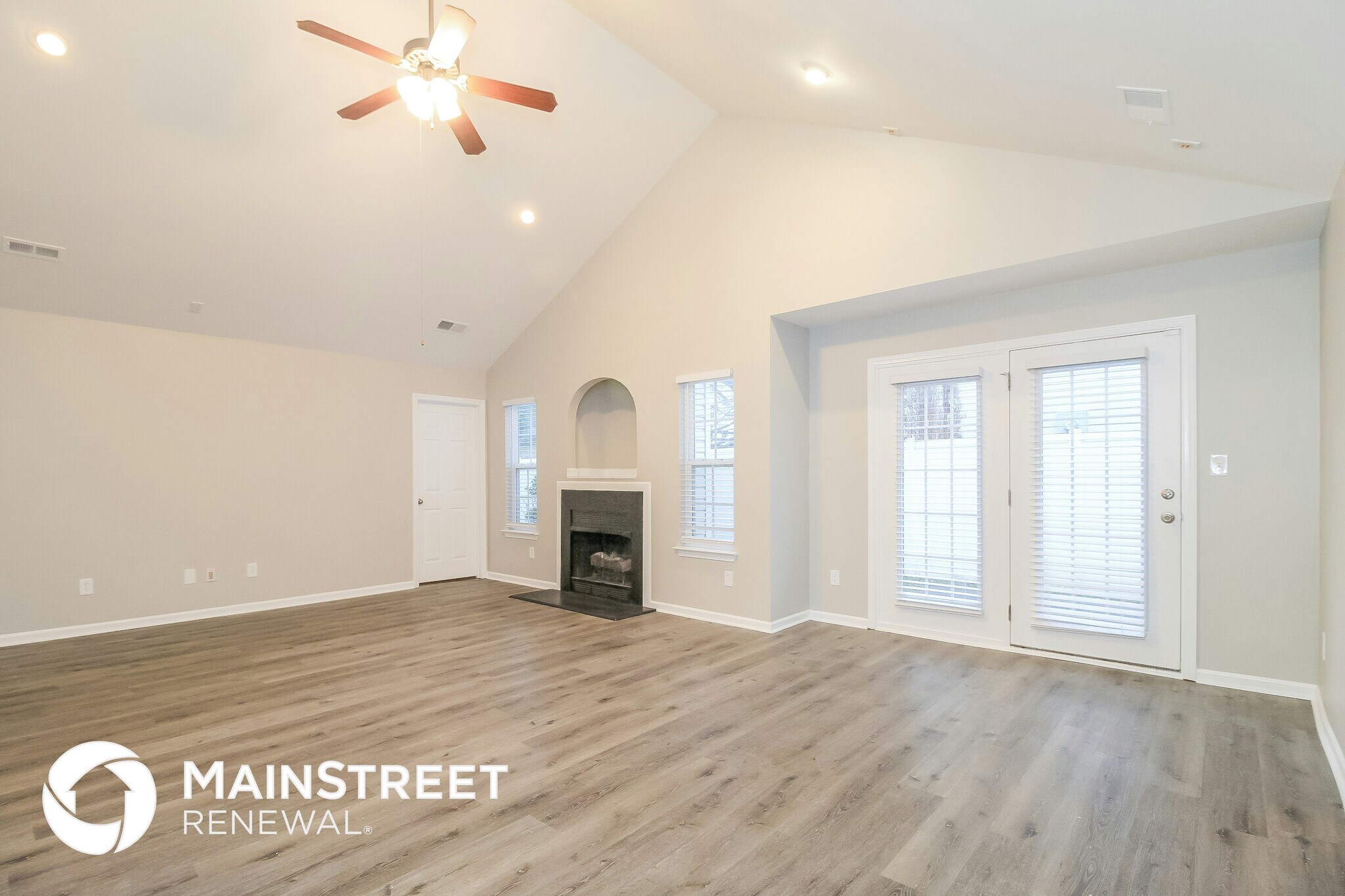 Building Photo - 556 Lakeside Valley Dr