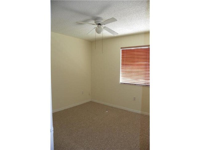 Building Photo - 14804 SW 155th Pl