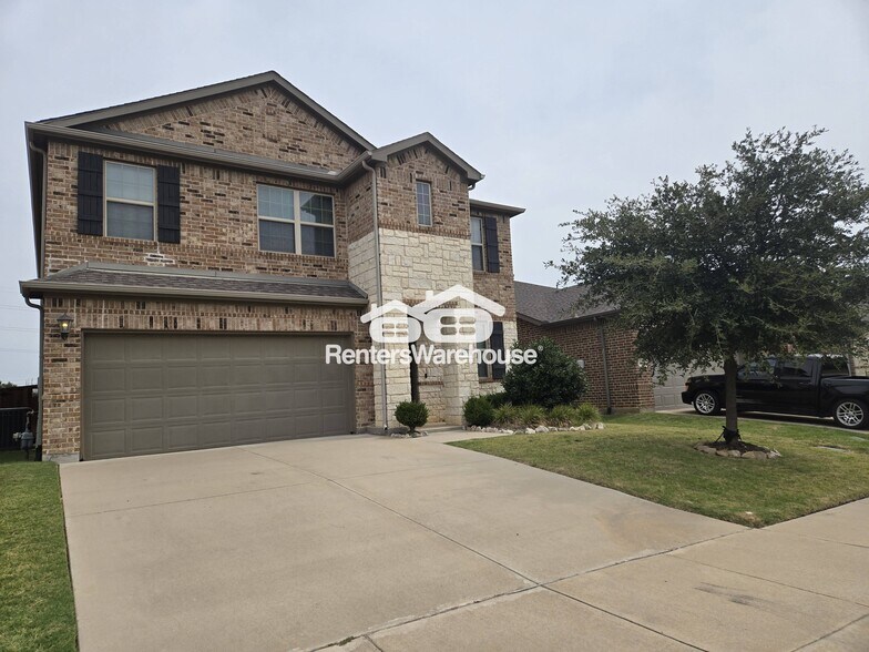 Building Photo - 2019 Tawakoni Dr