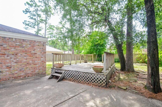 Building Photo - 6611 Cypress Point Dr