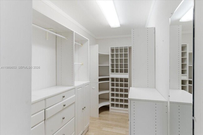 Building Photo - 1249 Biscaya Dr