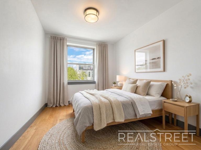 Building Photo - 1322 Prospect Pl