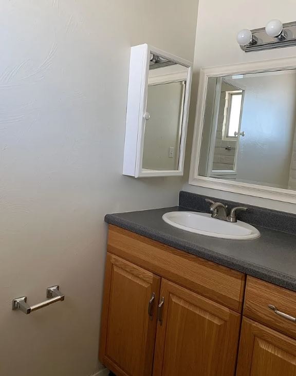 Building Photo - 2842 N Eastgate Dr