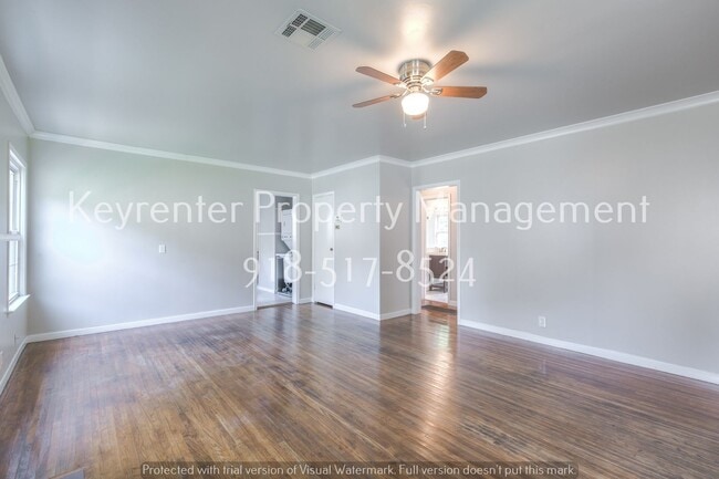 Building Photo - 2 Bed | 1 Bath in Tulsa!