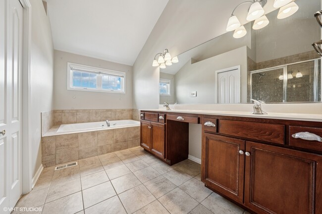 Building Photo - 5739 Rosinweed Ln
