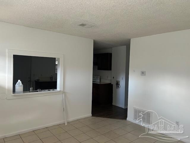 Building Photo - 1105 W Strong St