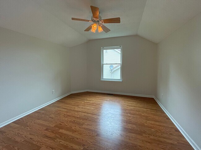 Building Photo - Spacious 3-Bed, 2.5-Bath Home – All Seasons Room, Loft, and Fully Fenced Backyard