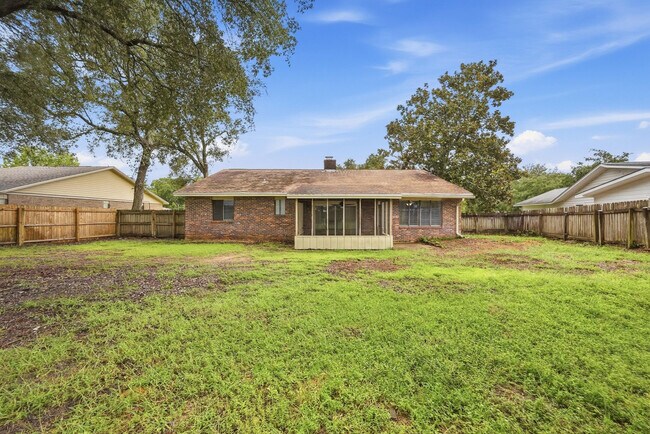 Building Photo - 644 Caribbean Way