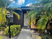 Building Photo - 2143 St Marteen Ct