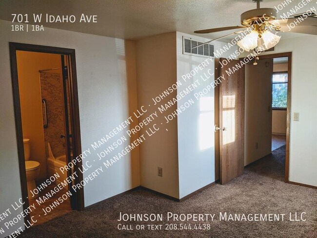 Building Photo - 701 W Idaho Ave
