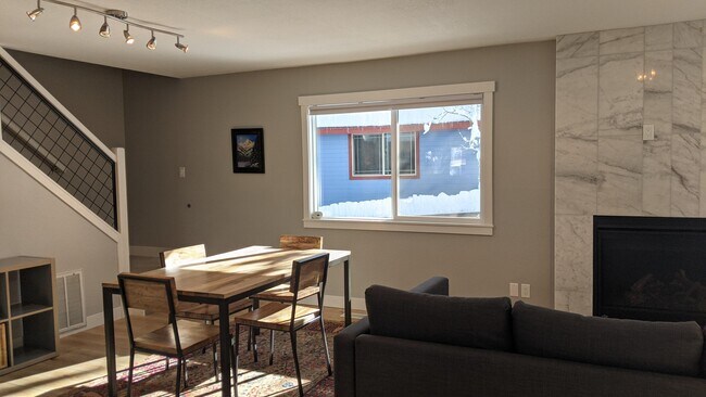 Building Photo - 1661 Choctaw St