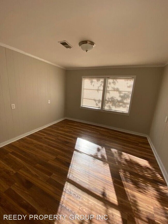 Building Photo - 3 br, 1 bath House - 56 Allen Street