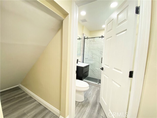 Building Photo - 3814 Normandie Ave