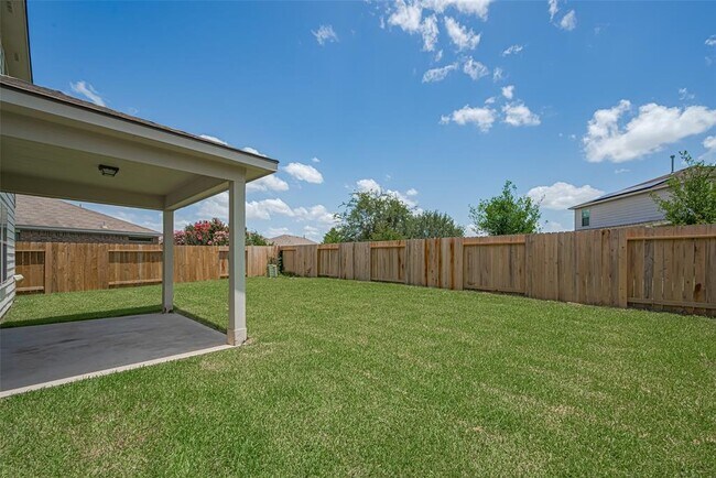 Building Photo - 20111 Brookwood Holw