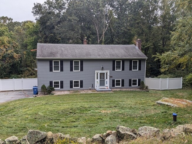 Building Photo - 38 Inchcliffe Dr