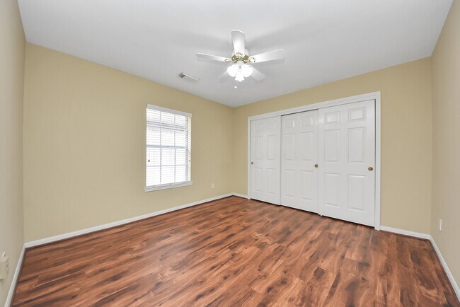 Building Photo - 16710 Colony Terrace Dr