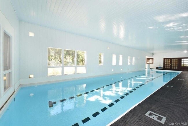 Building Photo - 3 Mill Pond Ln