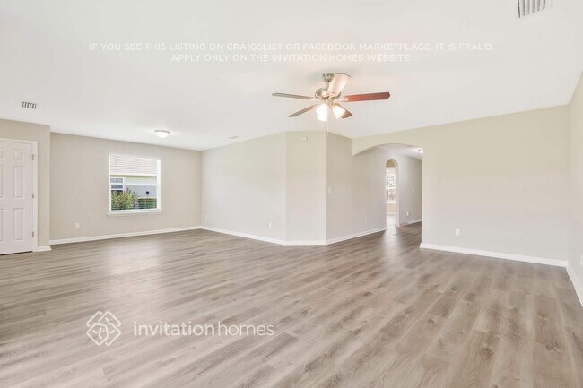 Building Photo - 78125 Saddle Rock Rd