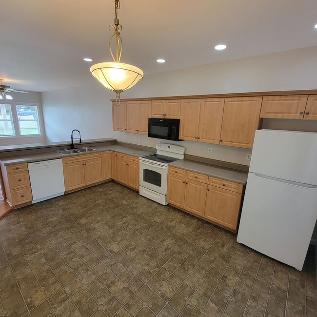 Building Photo - 3 Bedroom, 2 Bathroom Rental With Garage