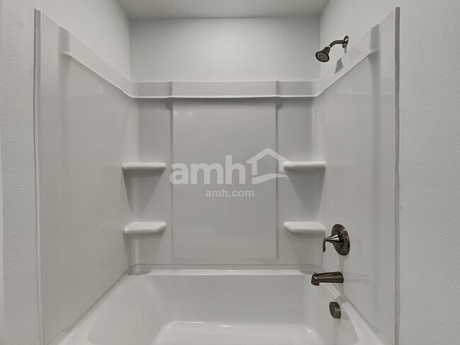 Building Photo - 1568 Blue Nile Pt