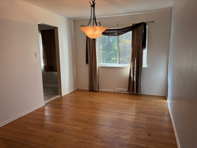 Building Photo - Beautiful, split-level home near Fort Wash...