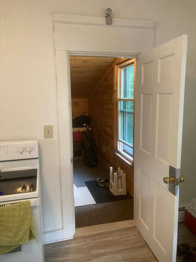 Building Photo - Thing