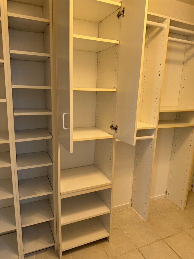 Building Photo - 3741 W Stuart Ave