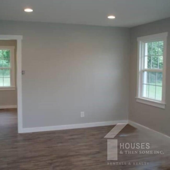 Building Photo - 257 Dogwood Club Rd