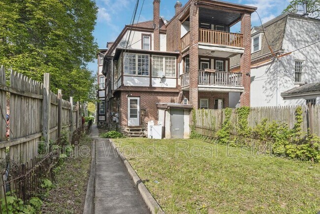 Building Photo - 5804 Greene St