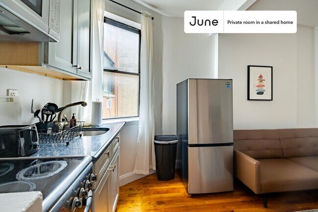 Building Photo - Room in Shared 2 bed/1 bath home