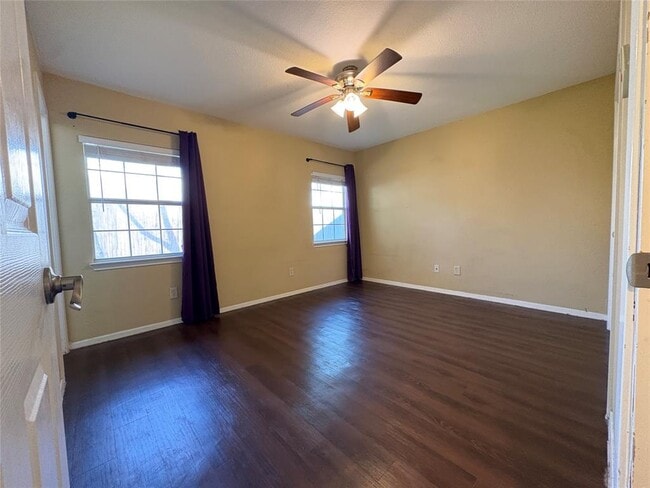 Building Photo - 12814 Hymeadow Dr