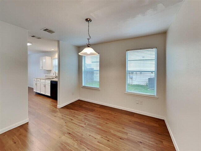 Building Photo - 5939 Stockholm Ct