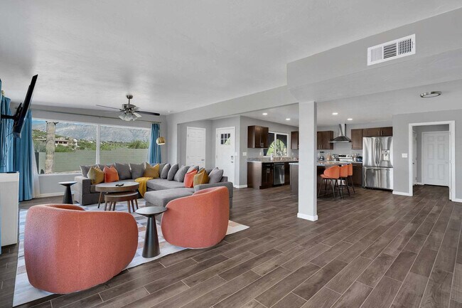 Building Photo - 6240 E River Rd