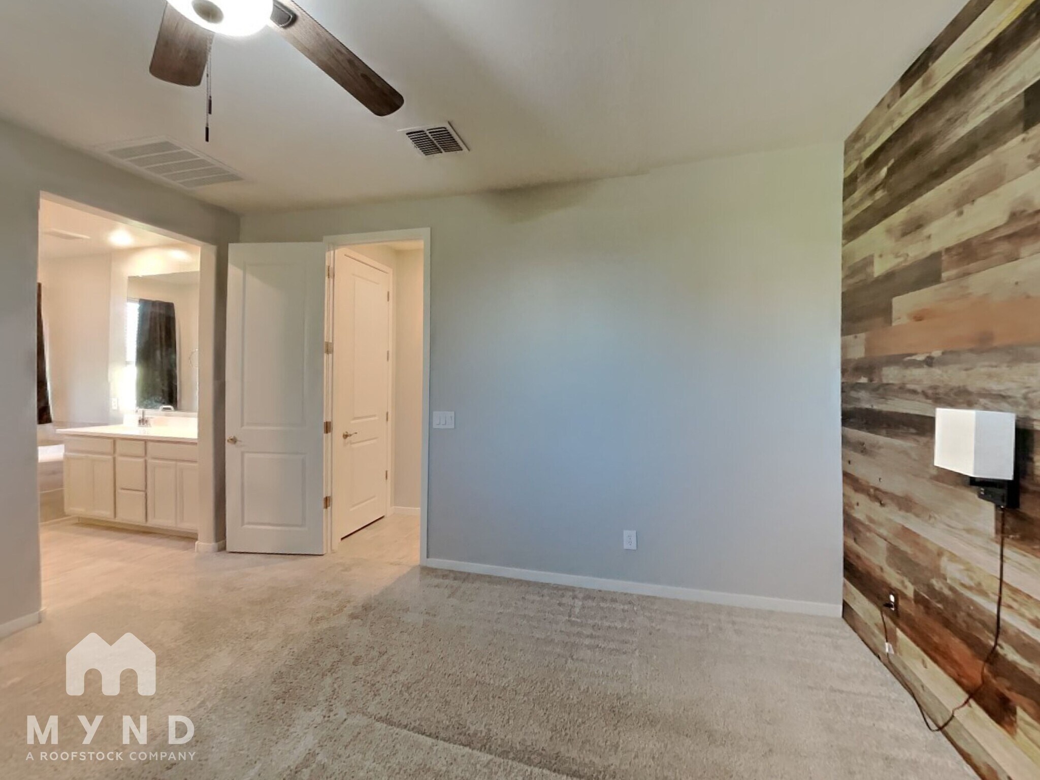 Building Photo - 9520 Thatcher Ave