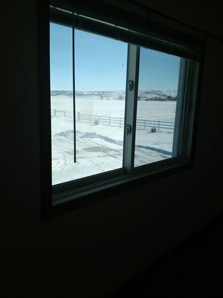 Building Photo - 68 Fields Rd