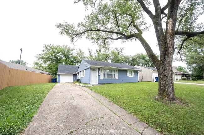 Primary Photo - 4923 Barlow Dr