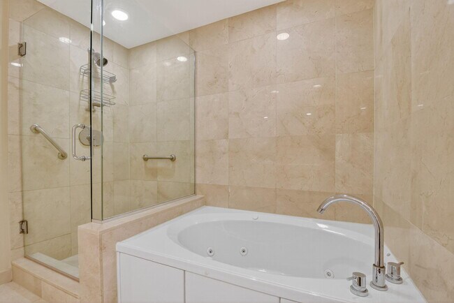 Building Photo - 550 Okeechobee Blvd