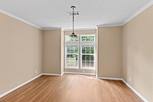 Building Photo - 11784 FM Rd 16