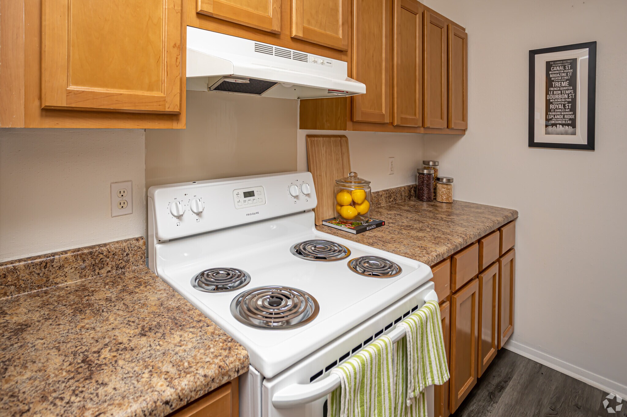 Tanglewood 1300 Tanglewood Dr Westwego LA 70094 Apartment Finder