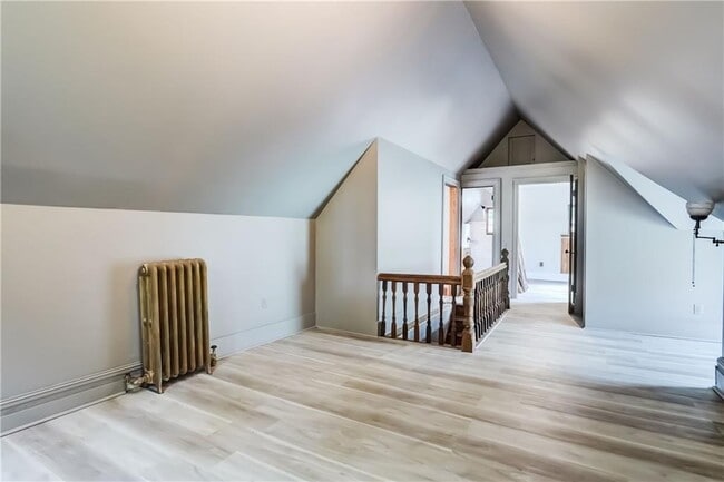 Building Photo - 500 Oxford St