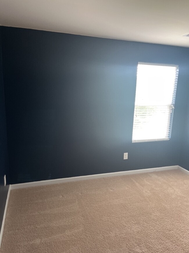 Building Photo - 6 Jones Creek Cir