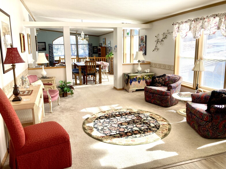 Livingroom - 45 Abbott St