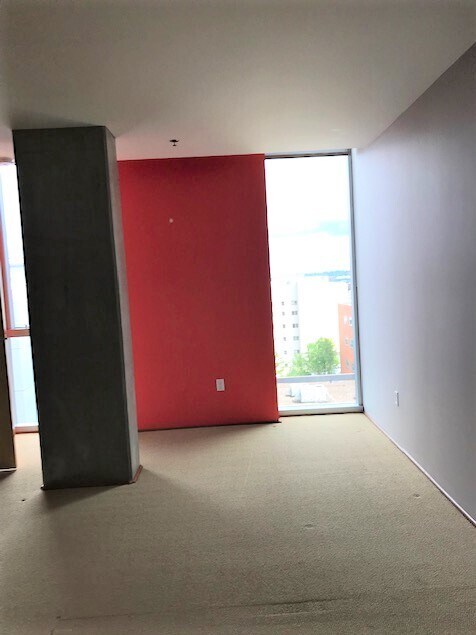 2nd BR with En Suite - 1221 SW 10th Ave