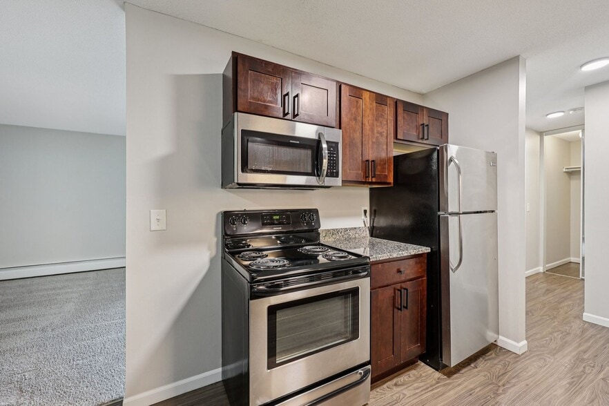 Building Photo - Granite Trails Apartments