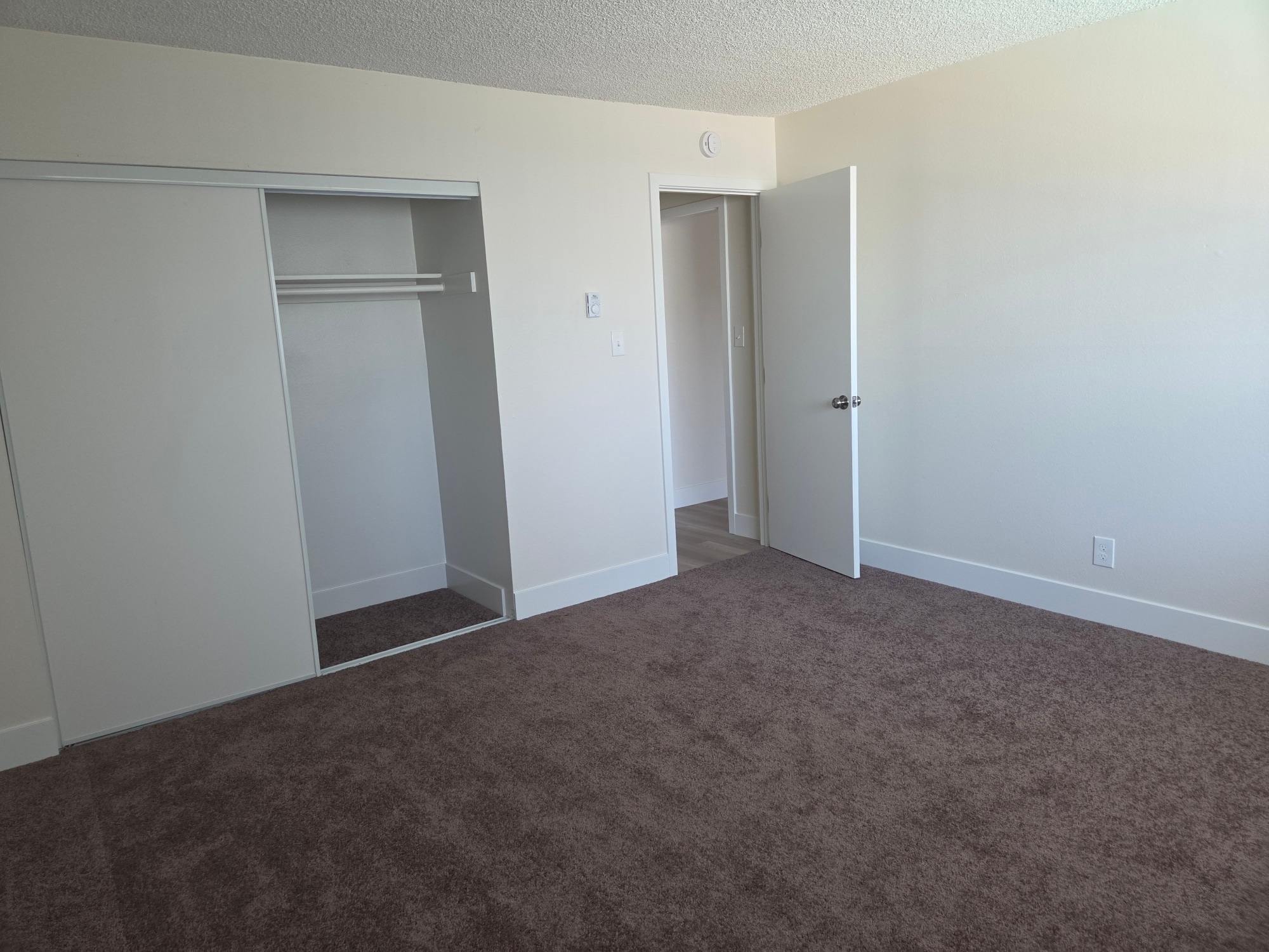 large bedroom with large closet - 5530 Ackerfield Ave